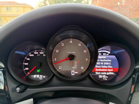 2017 Porsche Macan S