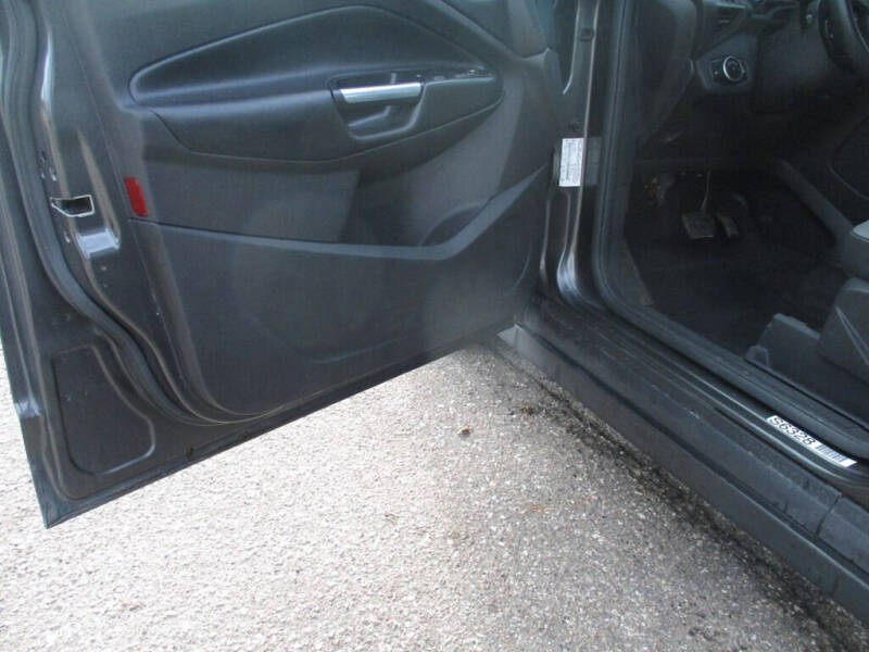 2015 Ford C-MAX Hybrid SE