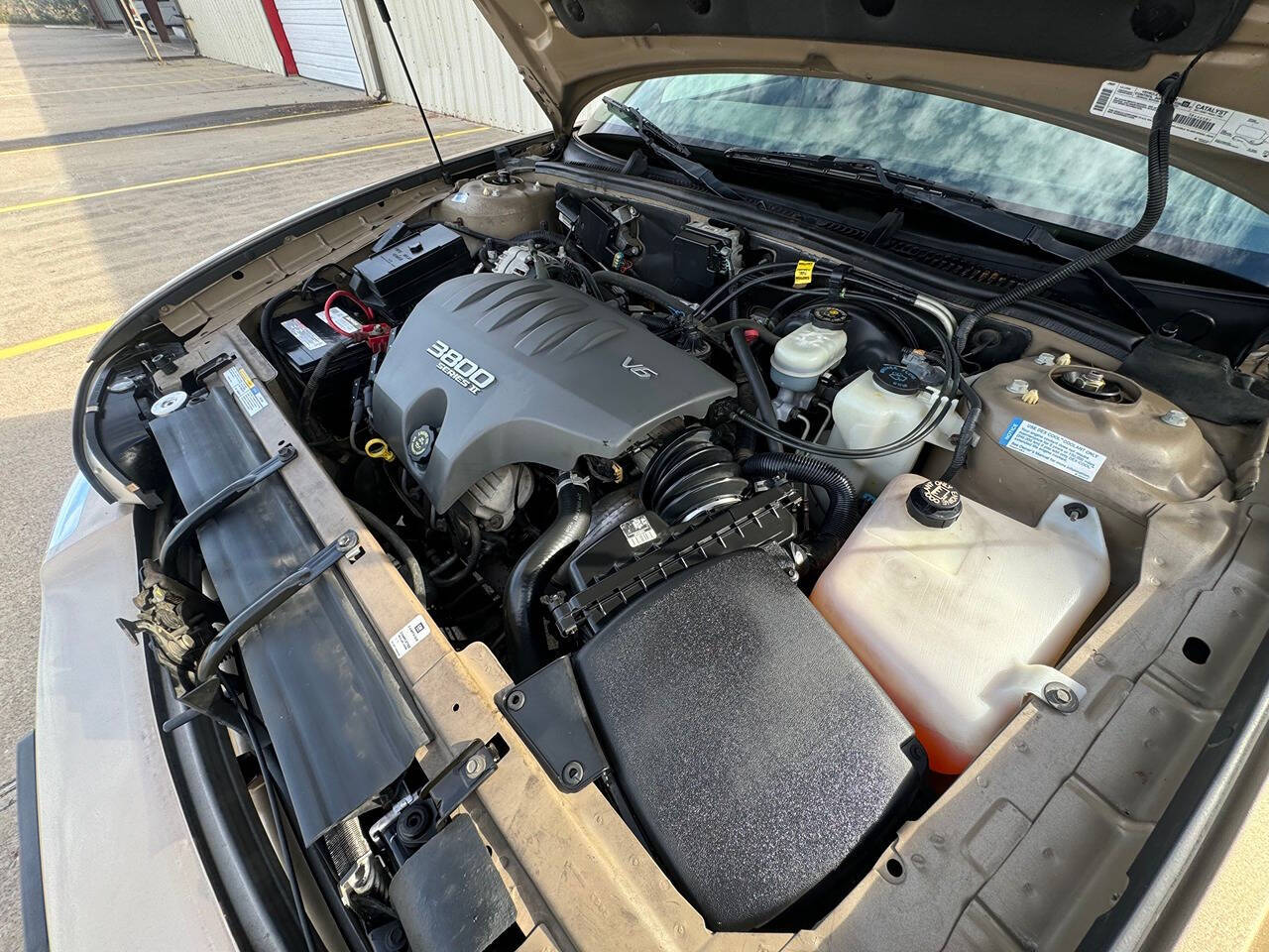 2000 Buick Park Avenue for sale at Carnival Car Company in Victoria, TX