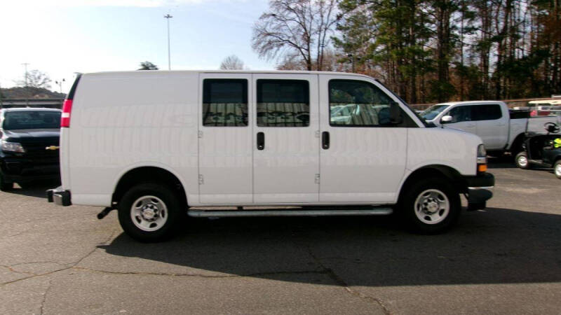 2024 Chevrolet Express 2500