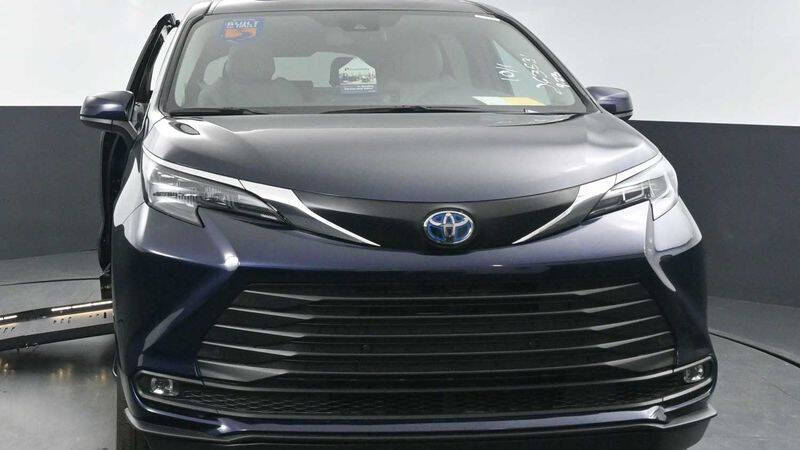 2025 Toyota Sienna