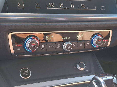 2024 Audi Q3 quattro S line Prem Plus 45 TFSI