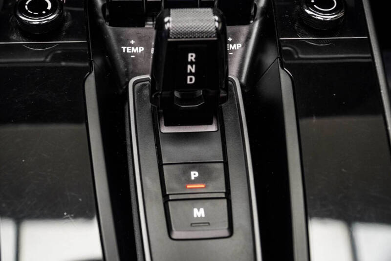 2022 Porsche 911 Carrera