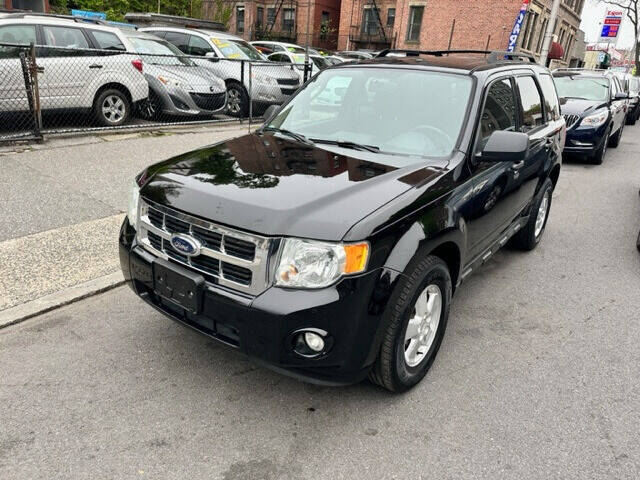 2009 Ford Escape for sale at ARXONDAS MOTORS in Yonkers NY