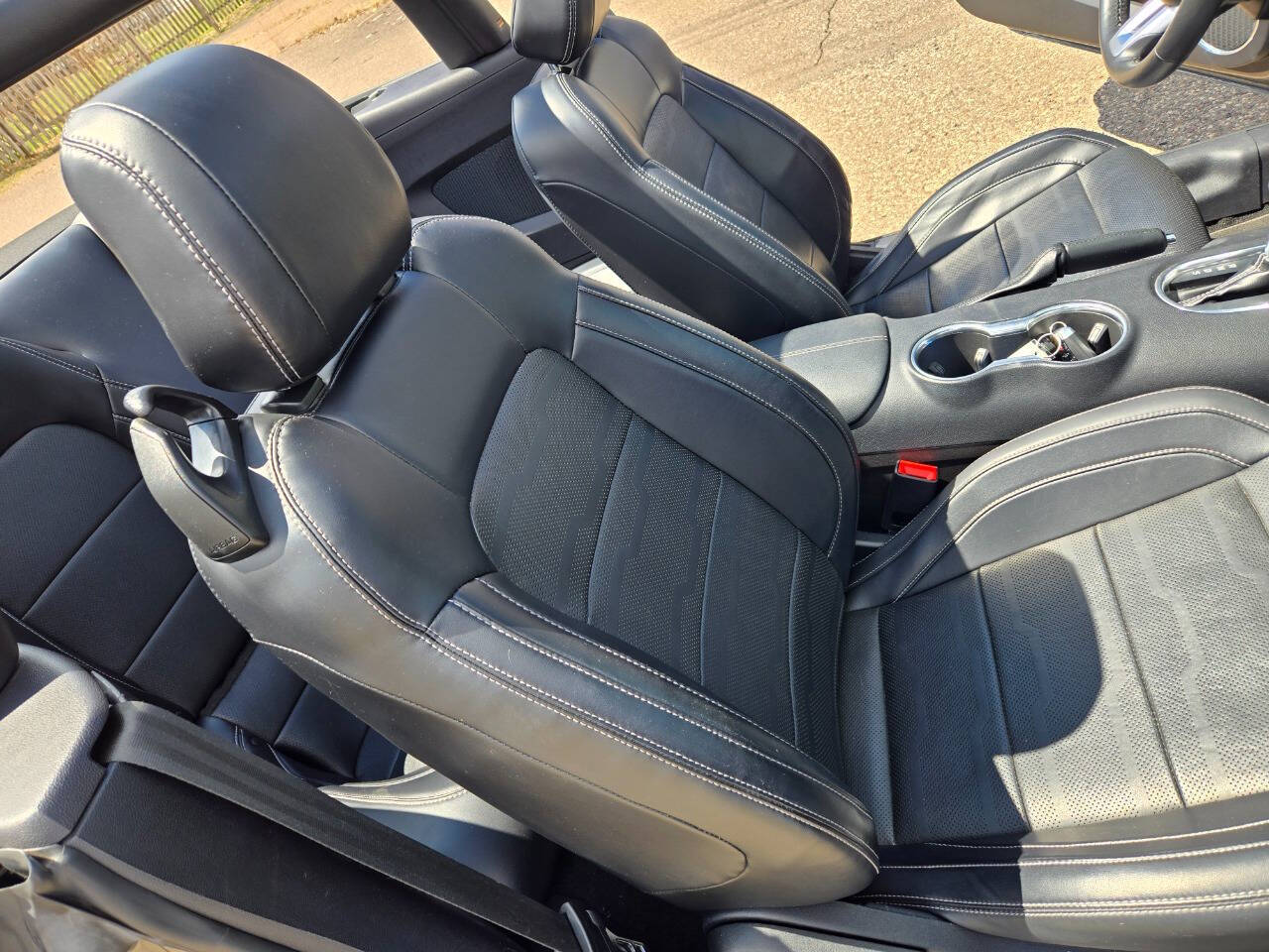 2019 Ford Mustang 151