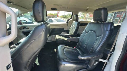 2018 Chrysler Pacifica Touring Plus