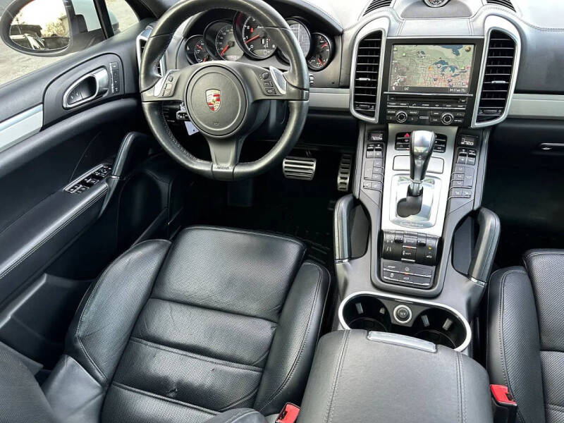 2013 Porsche Cayenne