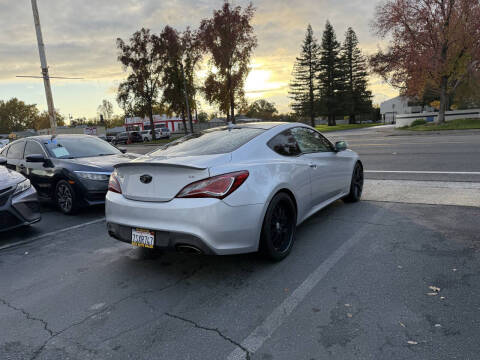 2016 Hyundai Genesis Coupe 3.8