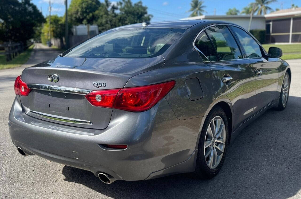 2014 Infiniti Q50  - $13,878