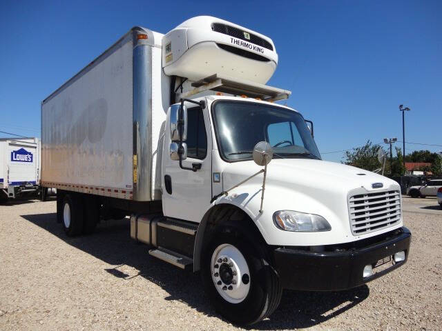 2021 Freightliner M2 106