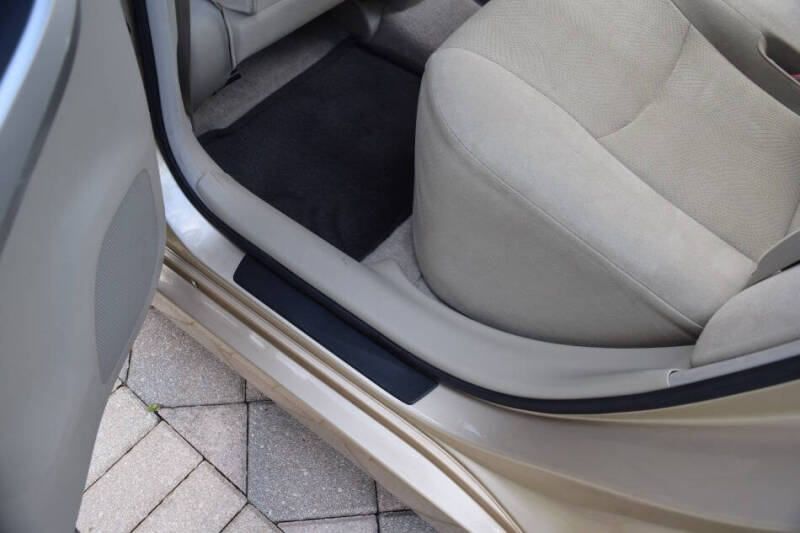 2010 Toyota Prius III