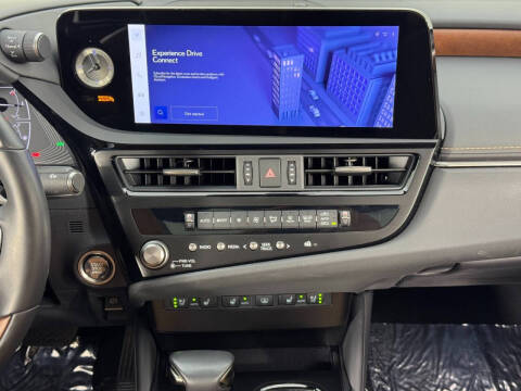 2024 Lexus ES 350 Ultra Luxury