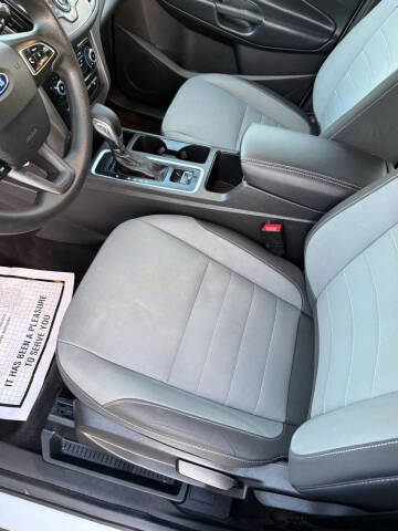 2019 Ford Escape S