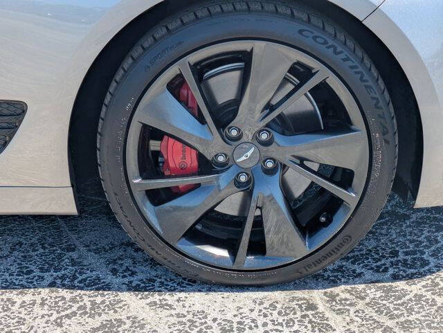2023 Genesis G70