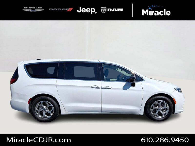 2024 Chrysler Pacifica Limited
