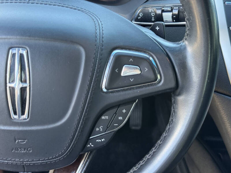 2017 Lincoln MKZ Select