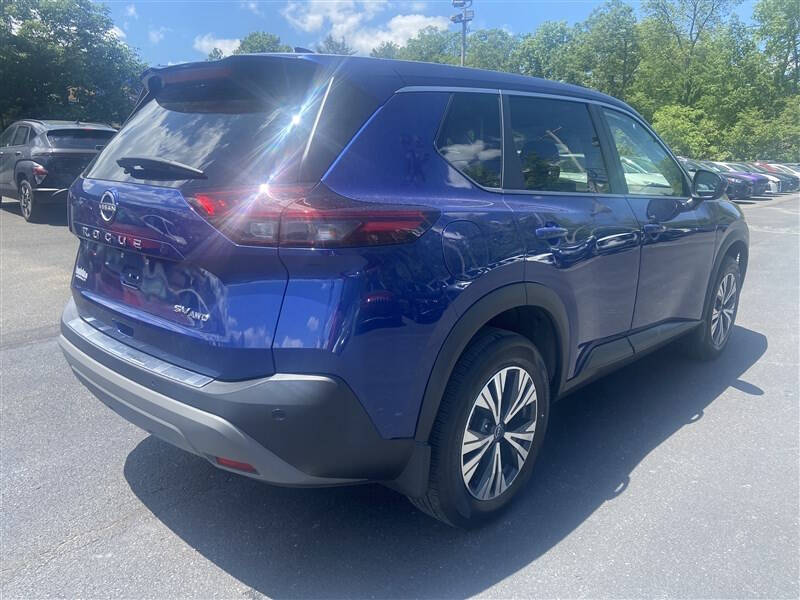 2022 Nissan Rogue SV