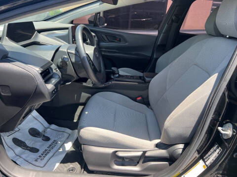 2024 Toyota Prius LE