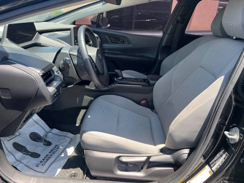 2024 Toyota Prius LE
