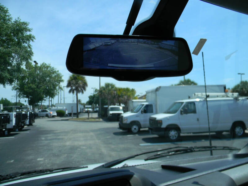 2024 Ford E-350