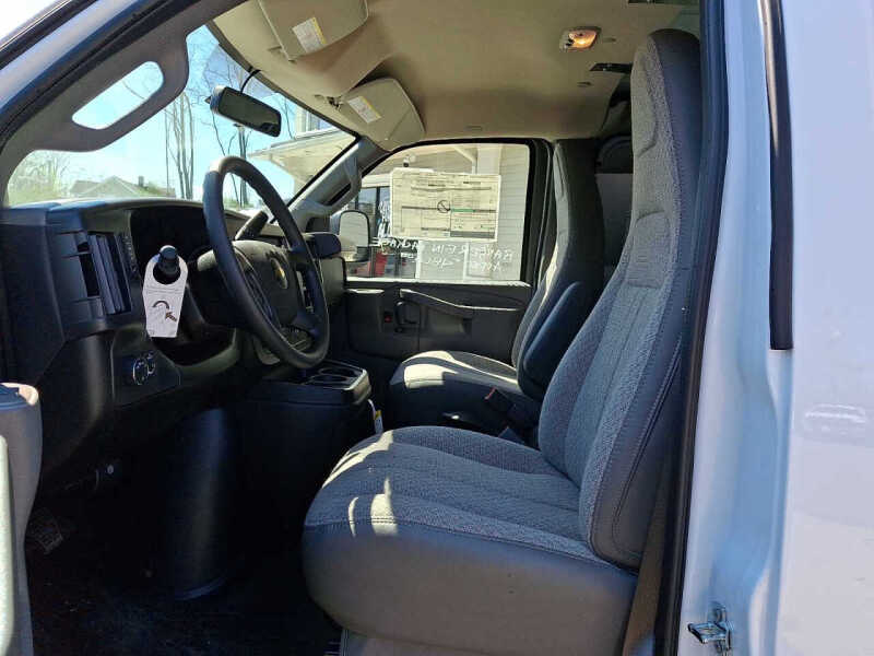 2026 Chevrolet Express 2500