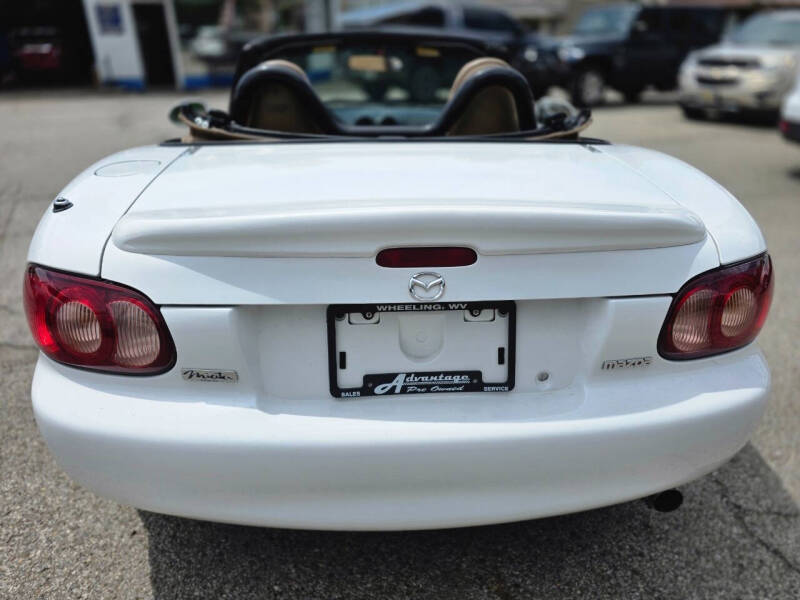 2002 Mazda MX-5 Miata LS