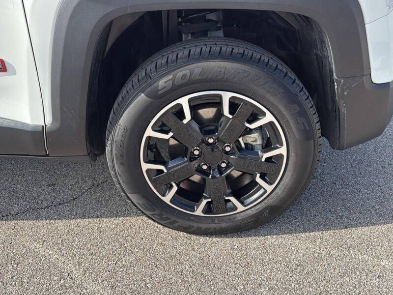 2023 Jeep Renegade Trailhawk