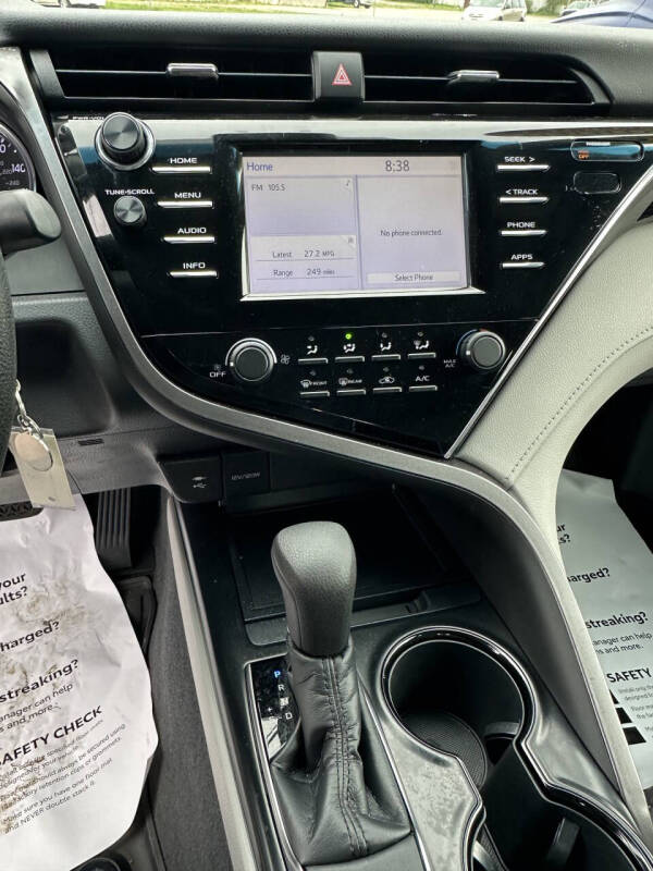 2018 Toyota Camry LE