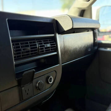 2020 Chevrolet Express 2500