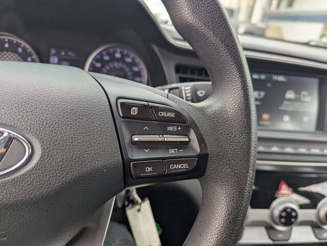 2019 Hyundai Elantra SEL