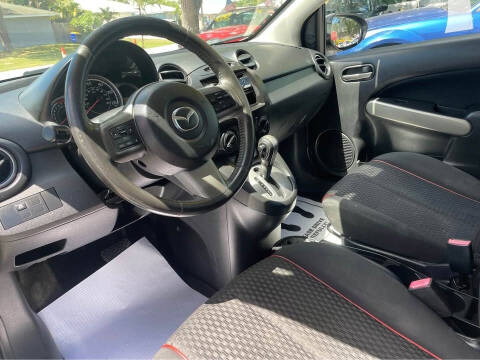 2012 Mazda MAZDA2 Touring