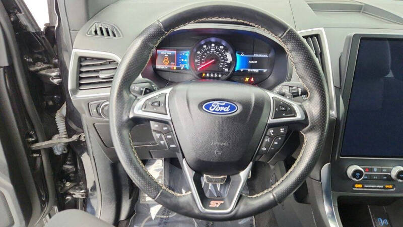 2023 Ford Edge ST