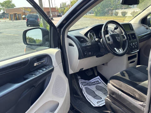 2016 Dodge Grand Caravan SE