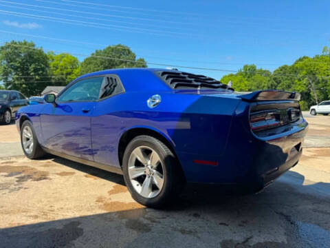 2021 Dodge Challenger SXT