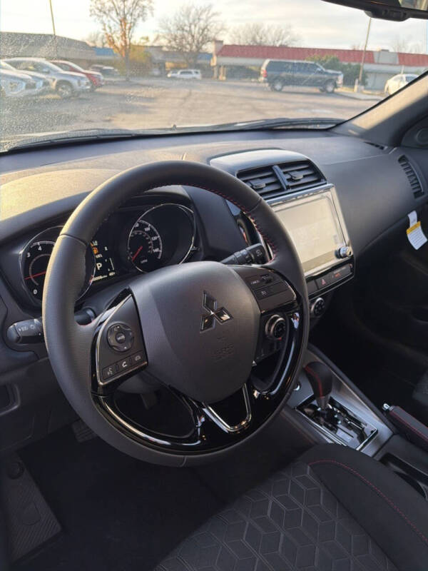 2025 Mitsubishi Outlander Sport Trail Edition