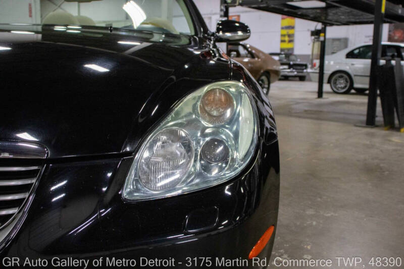 2004 Lexus SC 430