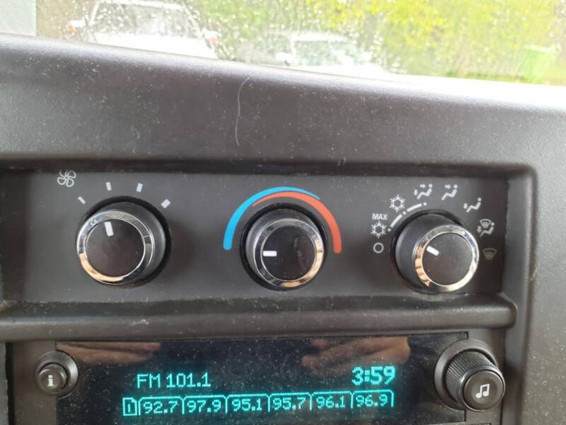 2017 Chevrolet Express 2500