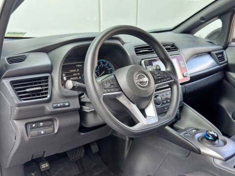 2023 Nissan LEAF S