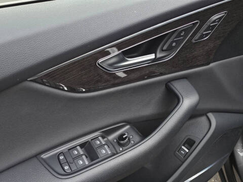 2019 Audi Q8 quattro Prestige 55 TFSI