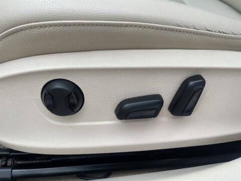 2015 Volkswagen Passat 1.8T Limited Edition