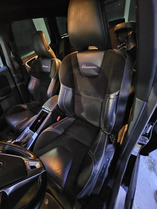 2015 Volvo XC60 T6 R-Design Premier Plus