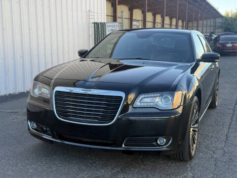 2012 Chrysler 300 S V6