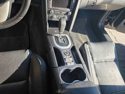 2009 Pontiac G8 Base w/Bluetooth