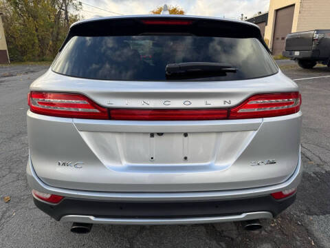 2016 Lincoln MKC Select