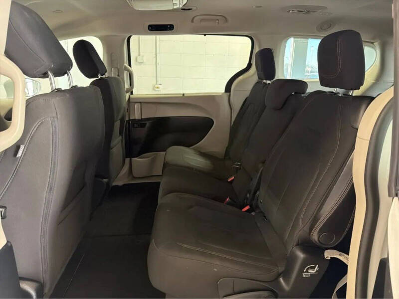 2020 Chrysler Pacifica Touring