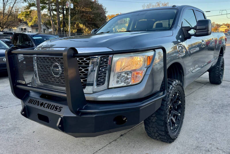 2016 Nissan Titan XD SV