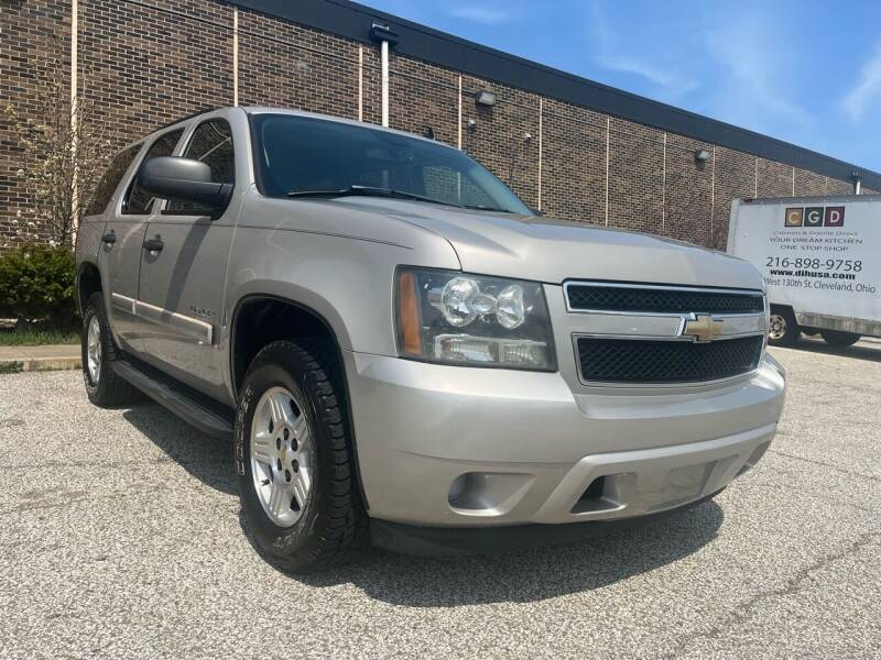 2008 Chevrolet Tahoe for sale at Classic Motor Group in Cleveland OH