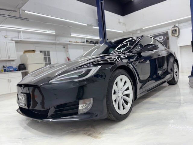 2017 Tesla Model S 75D