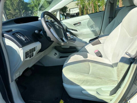 2012 Toyota Prius Three