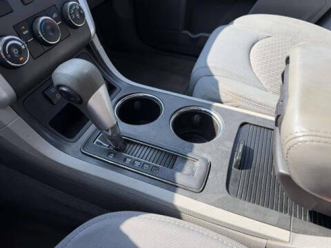 2011 Chevrolet Traverse LS